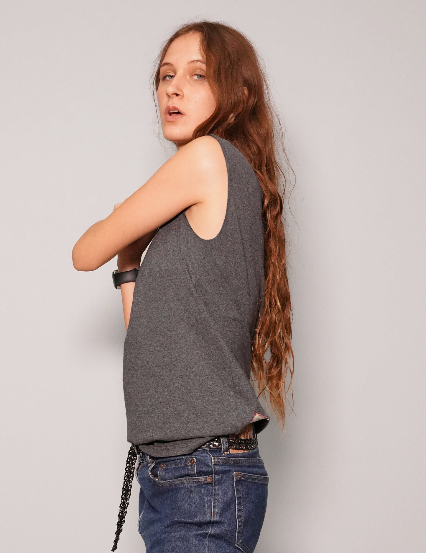 'Saint' T-Shirt in Grey