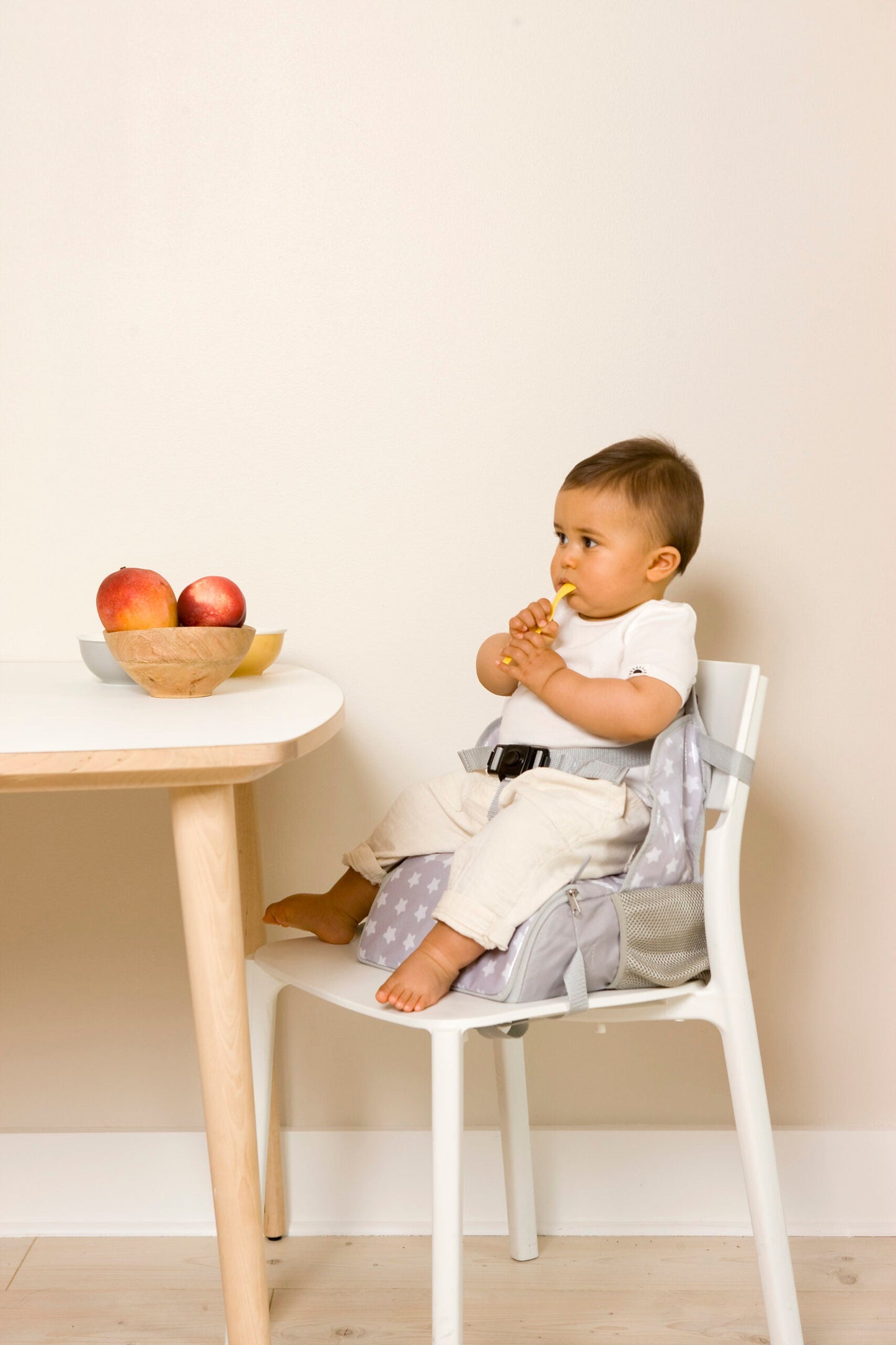 Baby to Love Travel Up Backpack Chair & Booster Seat - White Stars
