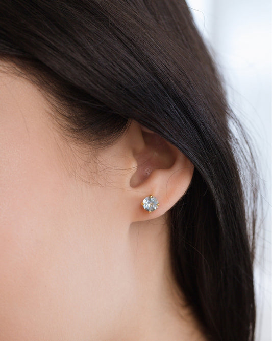 Blue Topaz Round Stud Earrings 6 mm in 18k Gold Vermeil