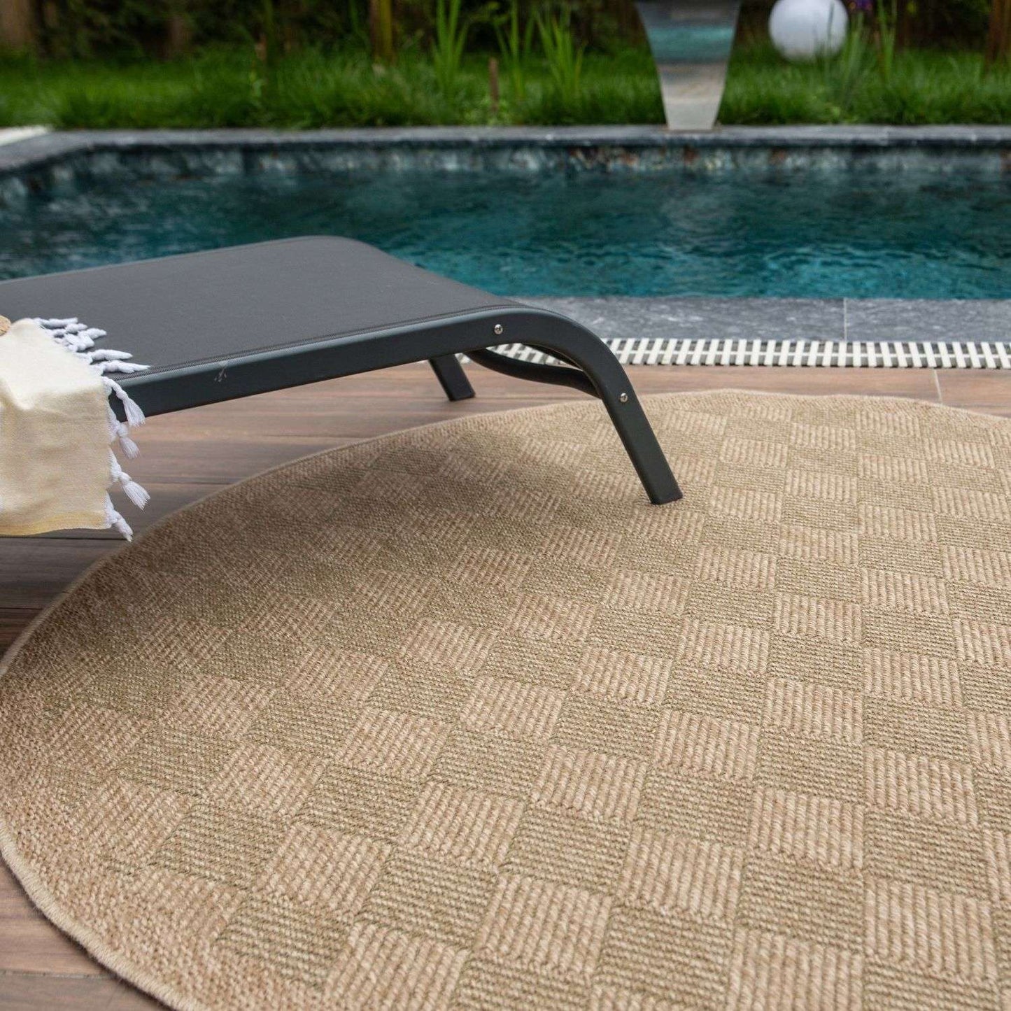 Nature Outdoor Rug Green | 5300G