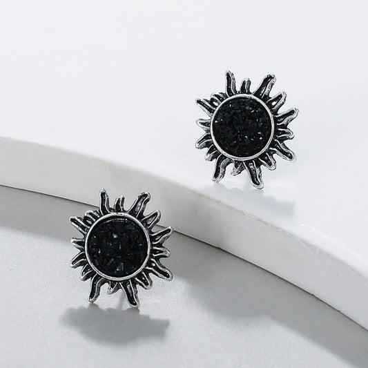 Vintage Sun Vug Stud Simple Earrings