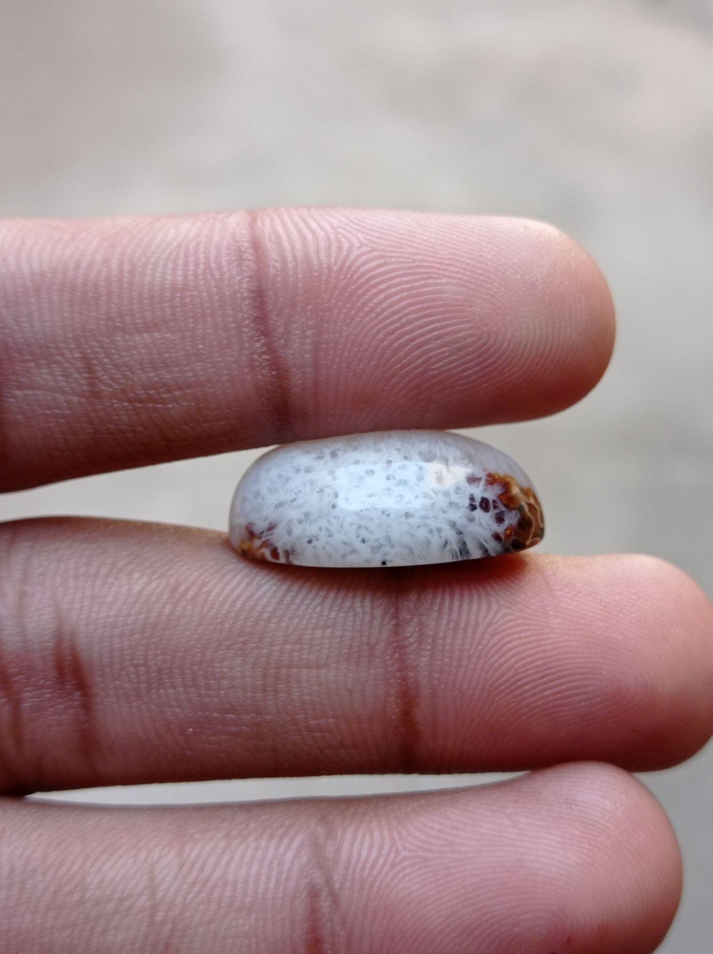 White Enhydritic Agate Cabochon - Sulaimani Aqeeq - 25x19x9mm