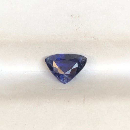 0.90ct Natural Ceylon Sapphire - September Birthstone
