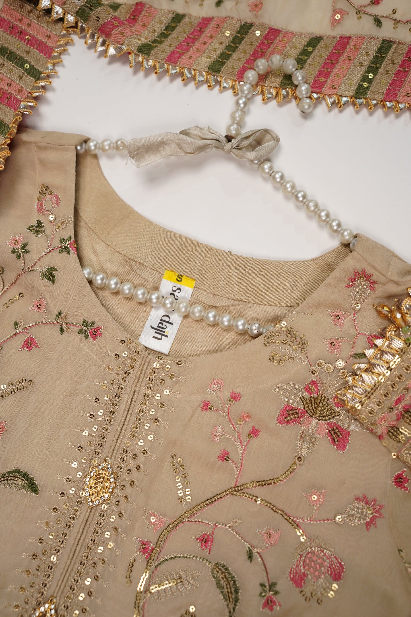 Husan e Jahan - Luxury Festive Collection - Ready to Wear - HEJ-V4-D7