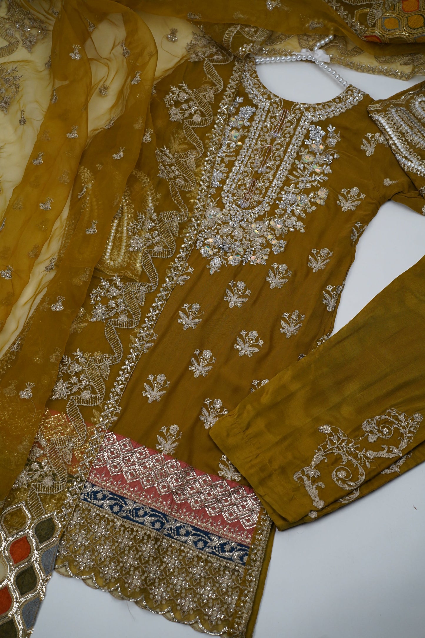 Husan e Jahan - Luxury Chiffon Suit with Chiffon Dupatta - Ready to Wear