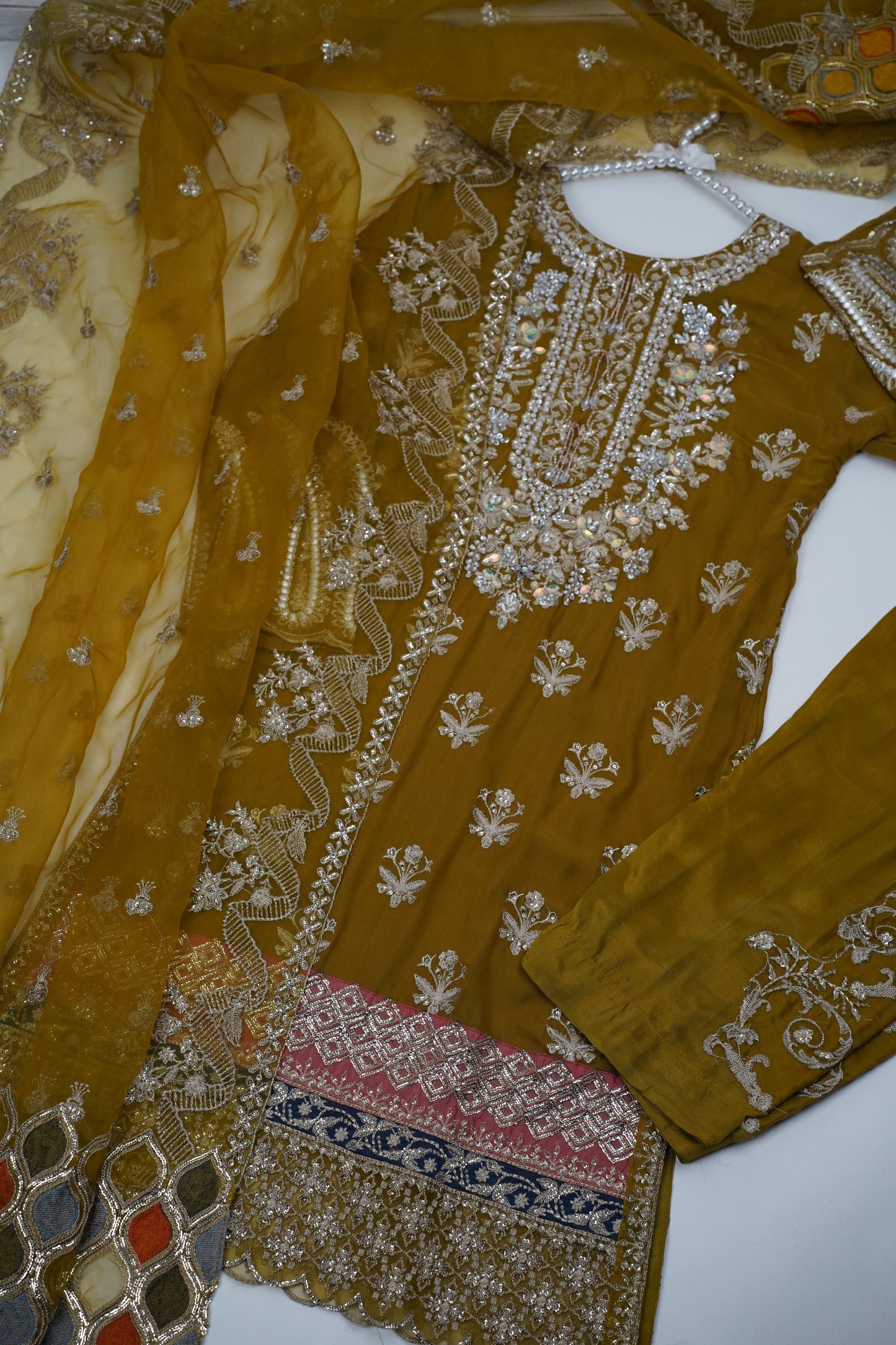 Husan e Jahan - Luxury Chiffon Suit with Chiffon Dupatta - Ready to Wear