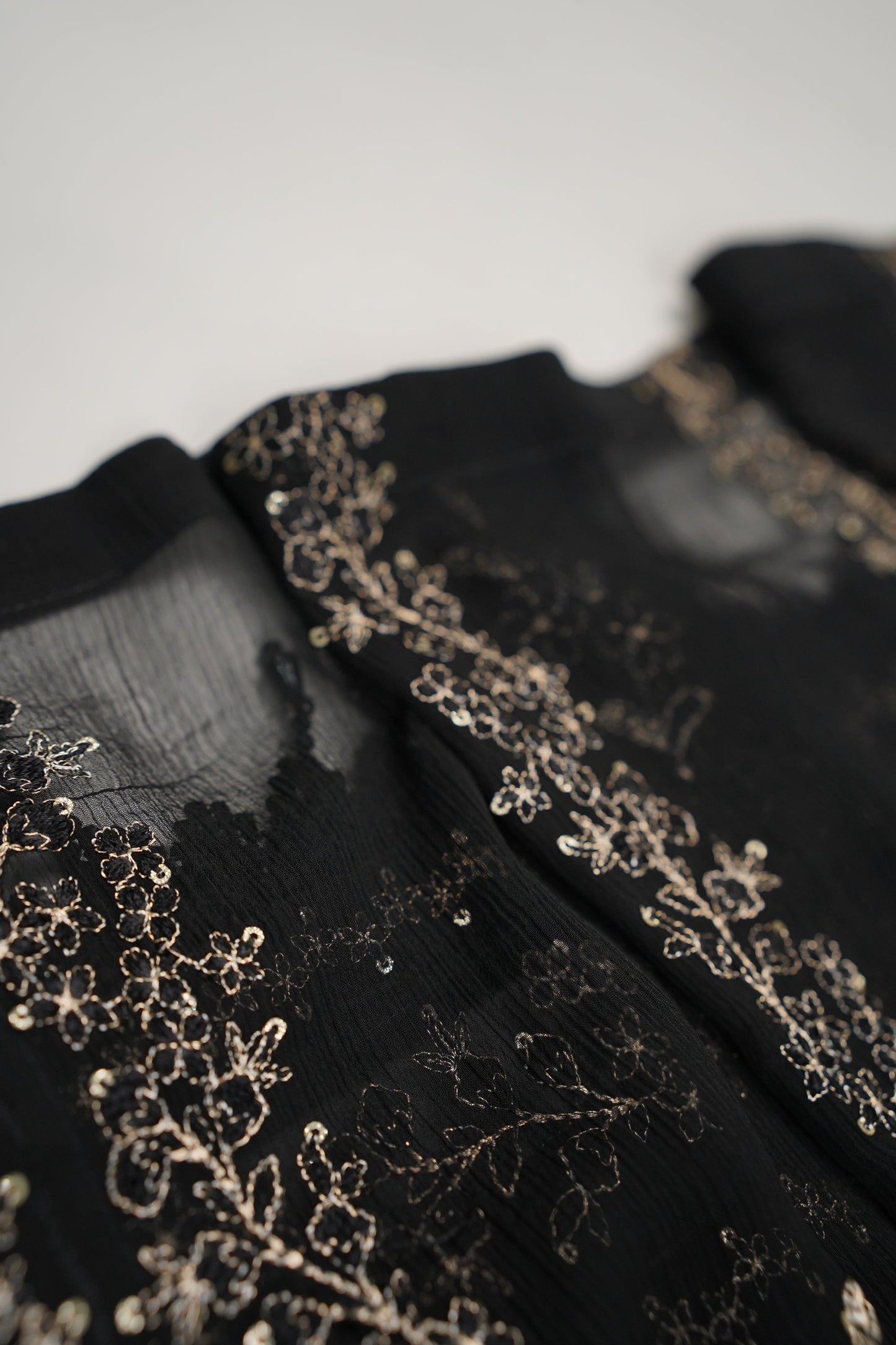 Husan e Jahan - Luxury Chiffon Outfit with Chiffon Dupatta - Ready to Wear - HEJBlackV3D5