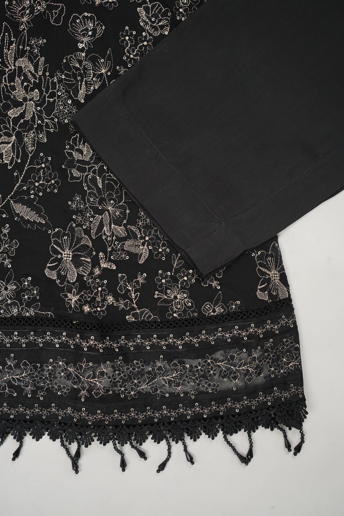 Husan e Jahan - Luxury Chiffon Outfit with Chiffon Dupatta - Ready to Wear - HEJBlackV3D5