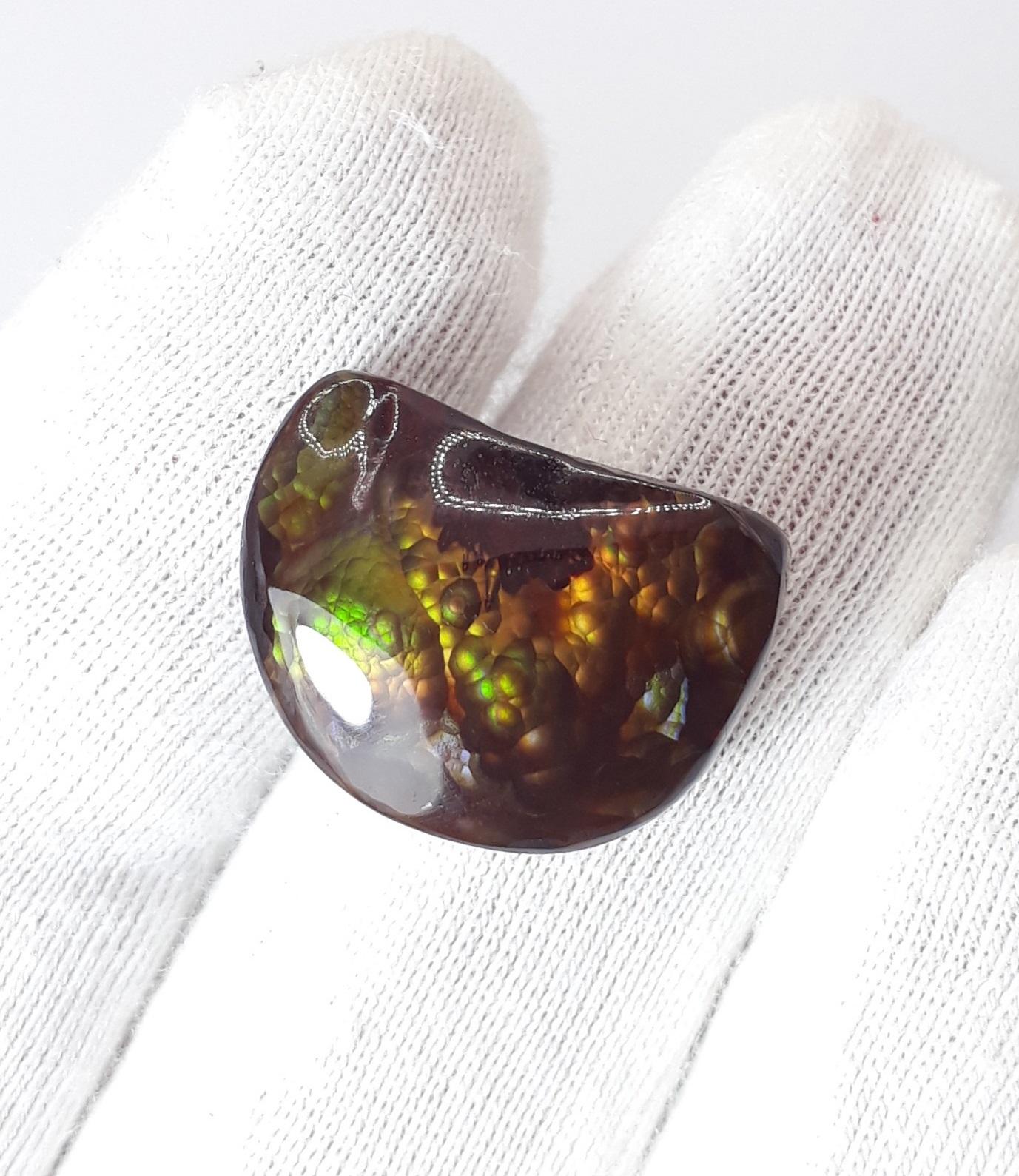 15ct Mexican Fire Agate, Fire Agate cabochon - Perfect gemstone Gift, Suitable for any Jewelry item, Rare Gemstone than Diamonds, Dimensions 18 x 13.7 mm