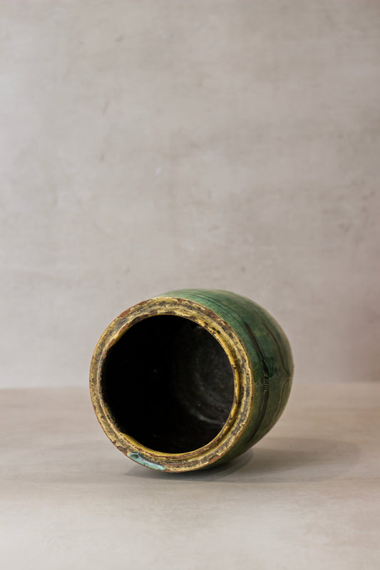 Vintage Emerald Green Pot - No 2