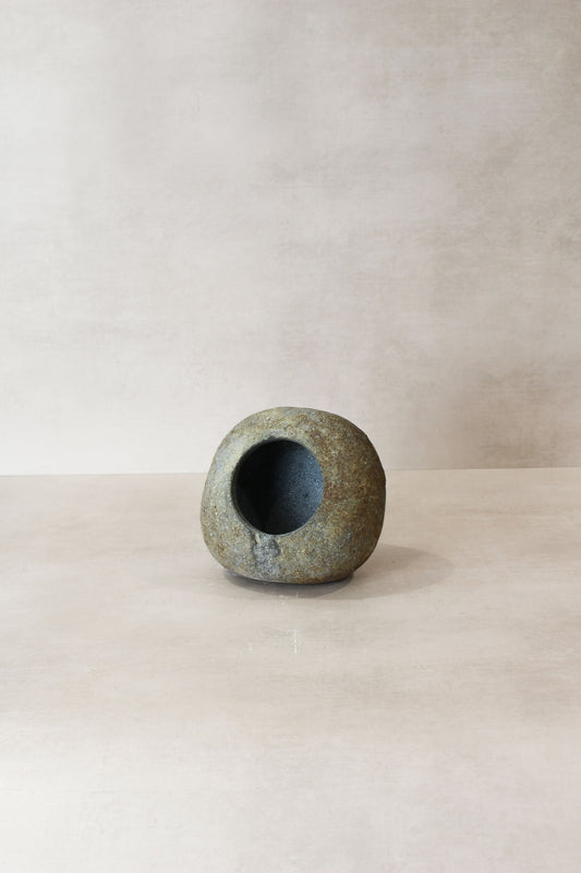 River Stone Planter Pot No7