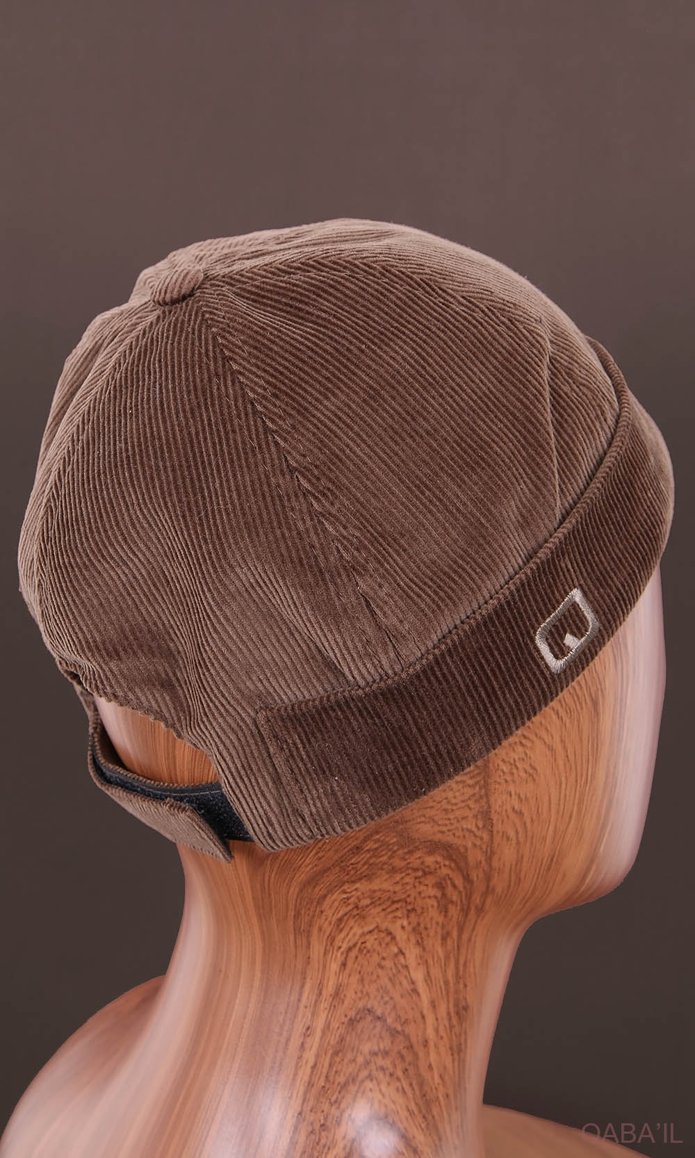 QL Velvet Docker Hat in Camel