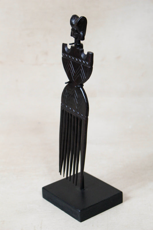 West African Carved Comb 240.1