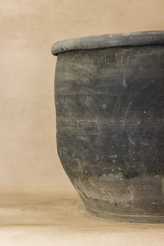 Big Old Grey Asian Pots - L009