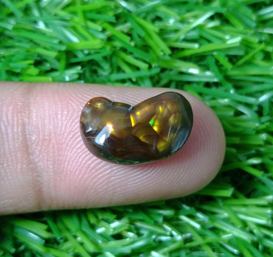 6ct Mexican Fire Agate, Rare Fire Agate, Yellow Aatshi Aqeeq - Perfect gemstone Gift, Dimensions 16x9x5mm