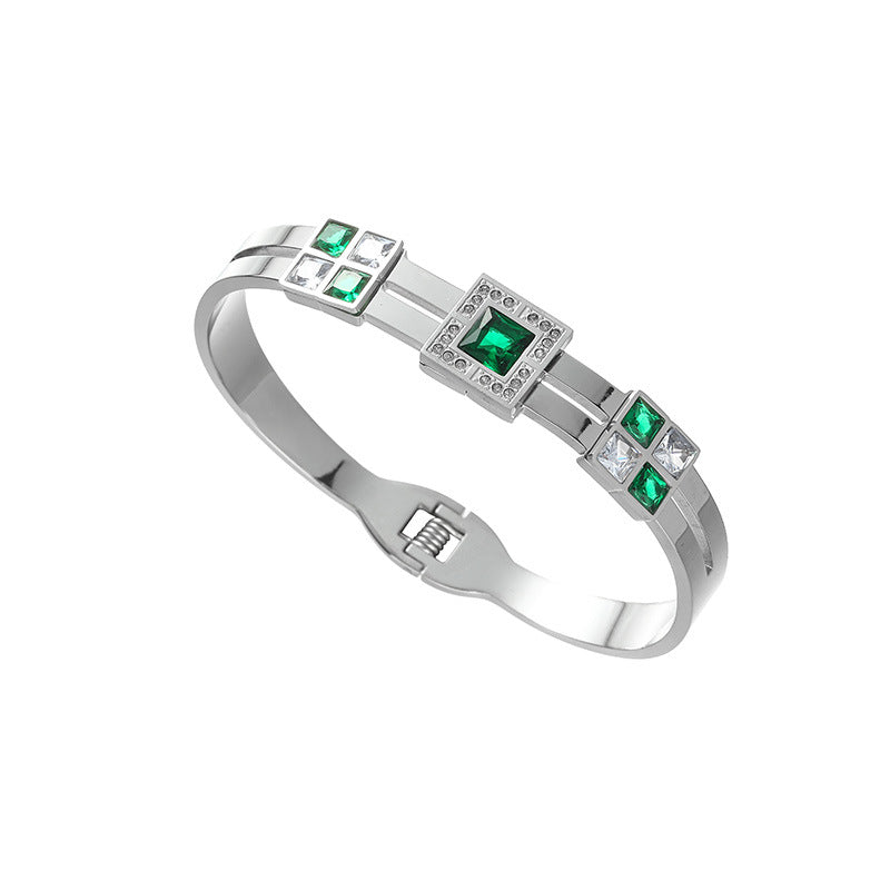 Full Body Titanium Steel Plated 18K Gold Light Luxury Bracelet