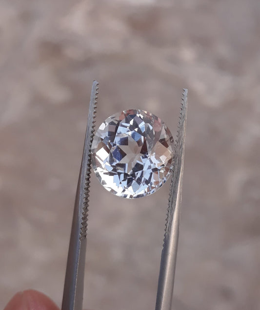 8ct Topaz - Whie Topaz Faceted Gemstone - Novemeber Birthstone - White Pukhraj - 11.2x11.8mm
