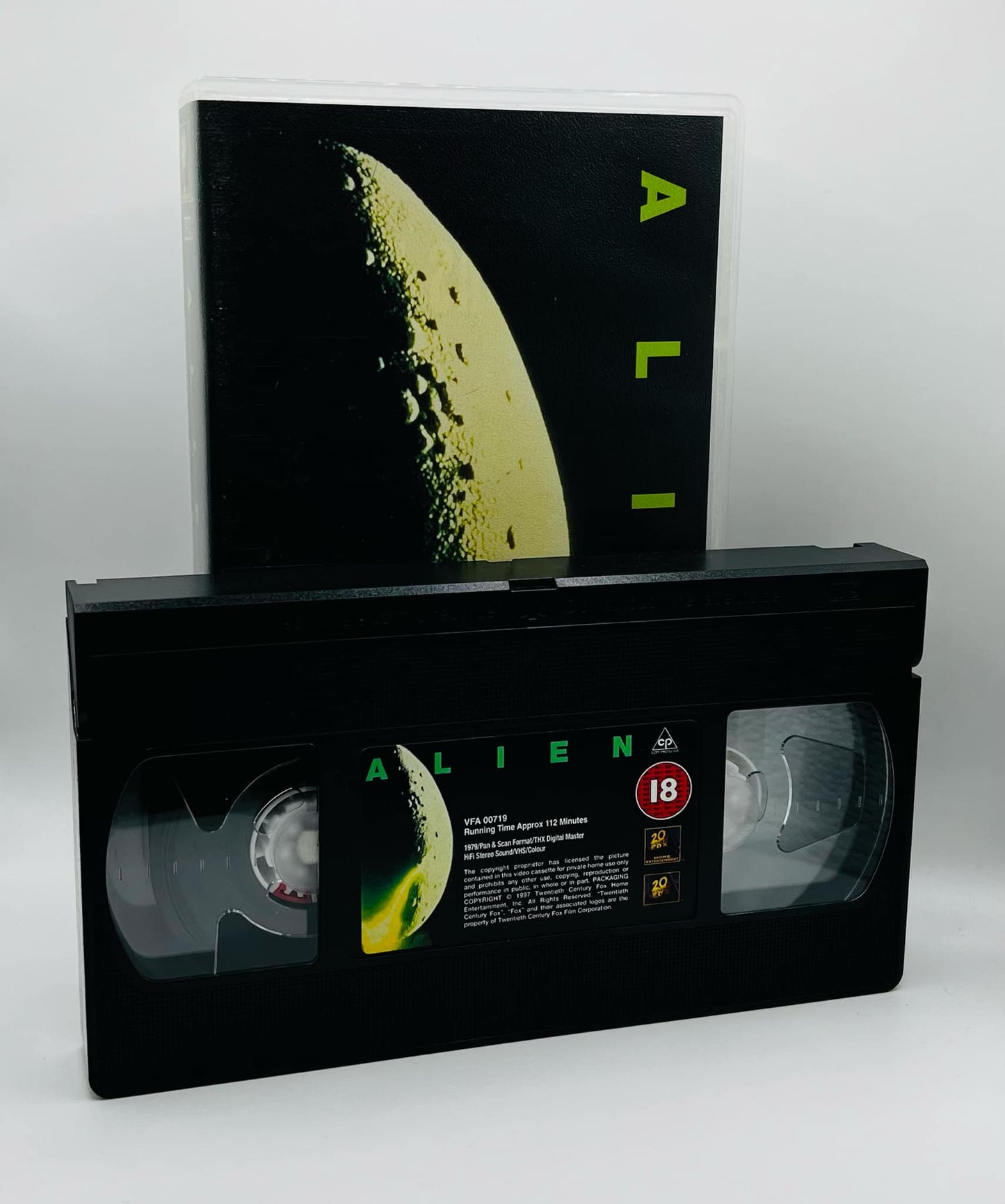 Alien Saga (18)