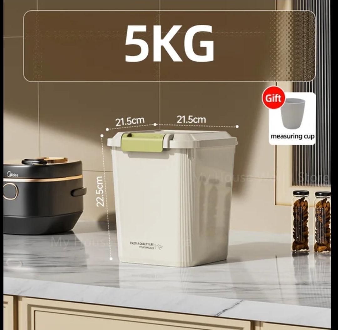 Extra Large Food Storage - FREE SCOOP