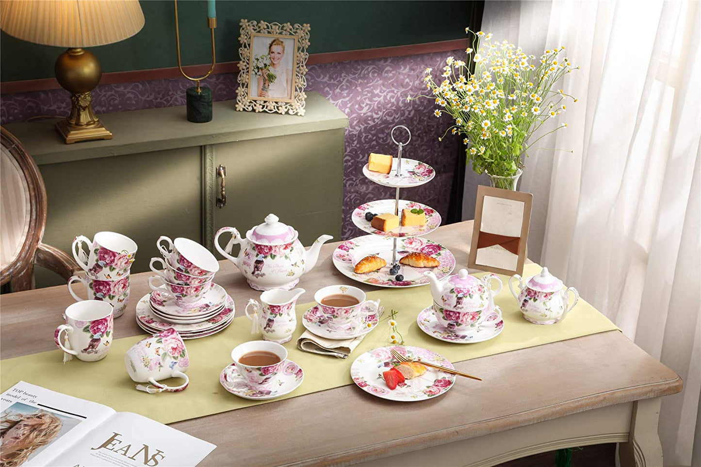 Cups Mugs Set 4 Fine China Shabby Chic Vintage Retro Design in Gift Box 330ML (Rose Pink)