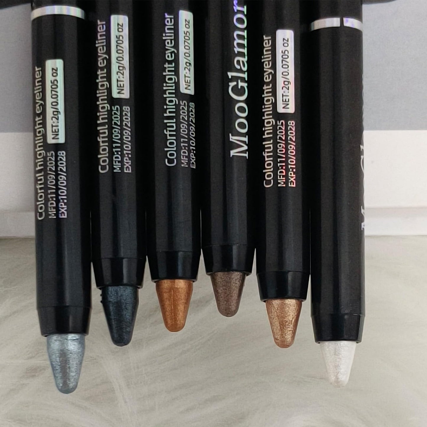 MooGlamor 6 Pcs Eyeshadow Stick Set – Shimmer Retractable Eye Shadow Pens