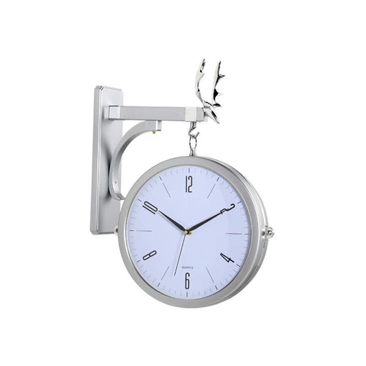 The Alley Clock, Gold Or Sliver