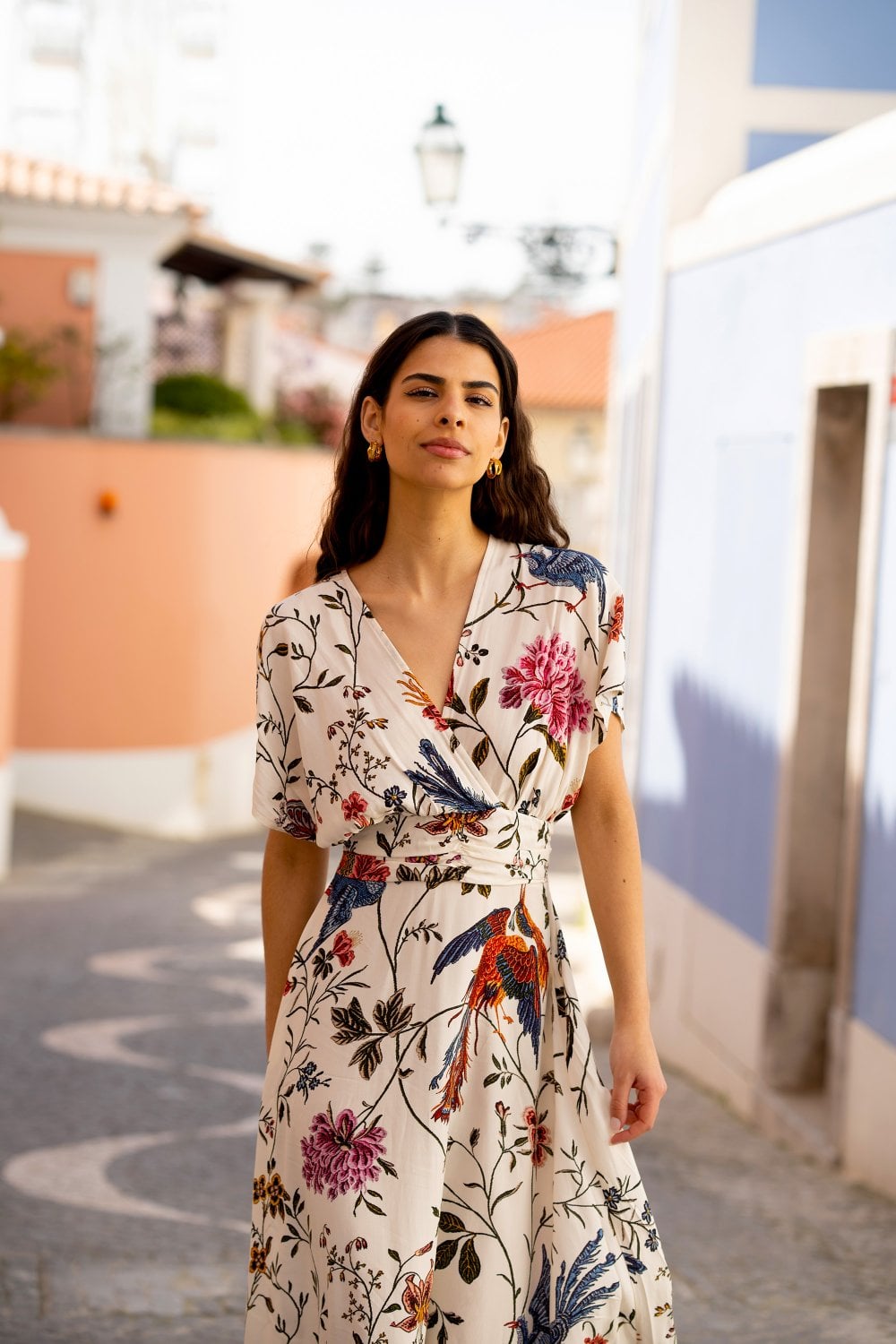 Yumi Ivory Bird and Floral Print Ruched Waist Kimono Midi Dress