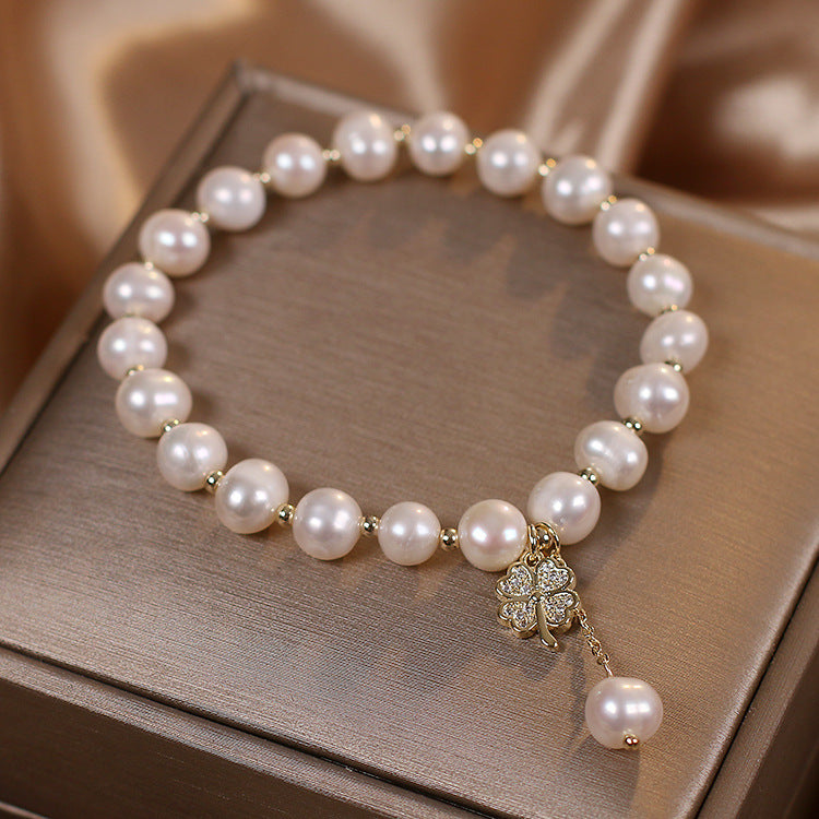 Pearl Four-Leaf Clover Pendant Bracelet