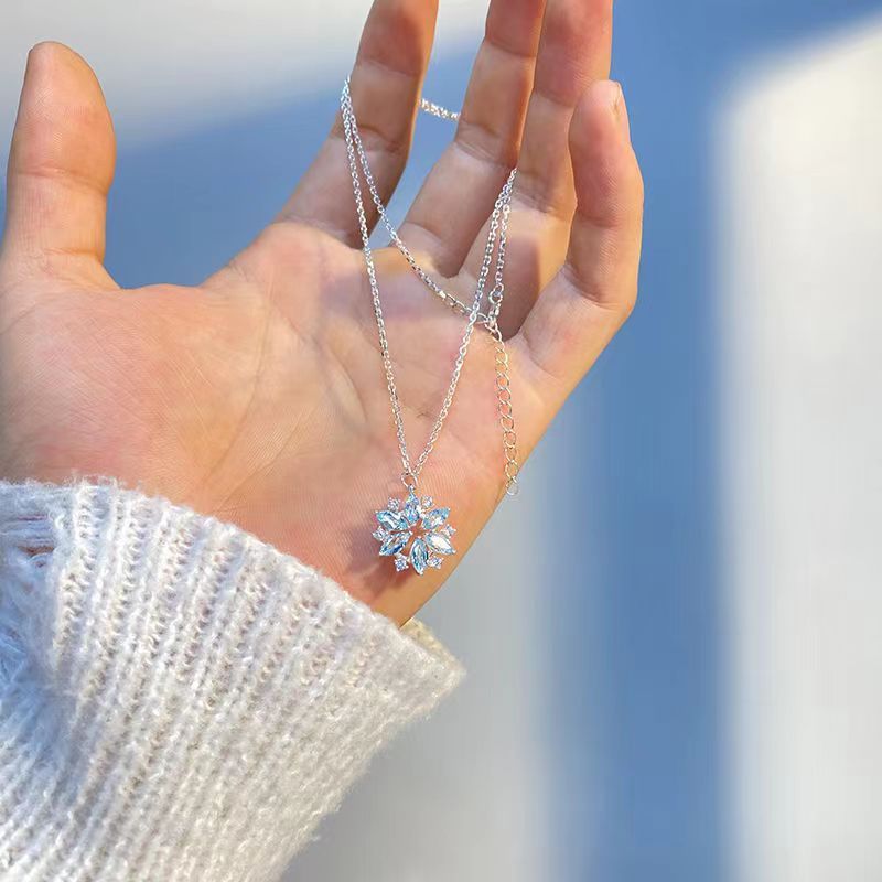 Rhinestone Sky Blue Snowflake Pendant Necklace