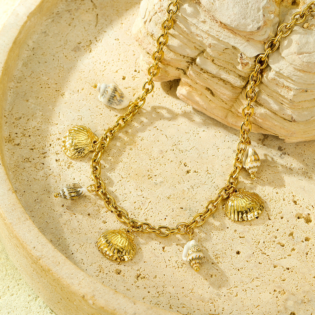Ins Summer Ocean Style 18K Gold Titanium Steel Shell & Conch Necklace