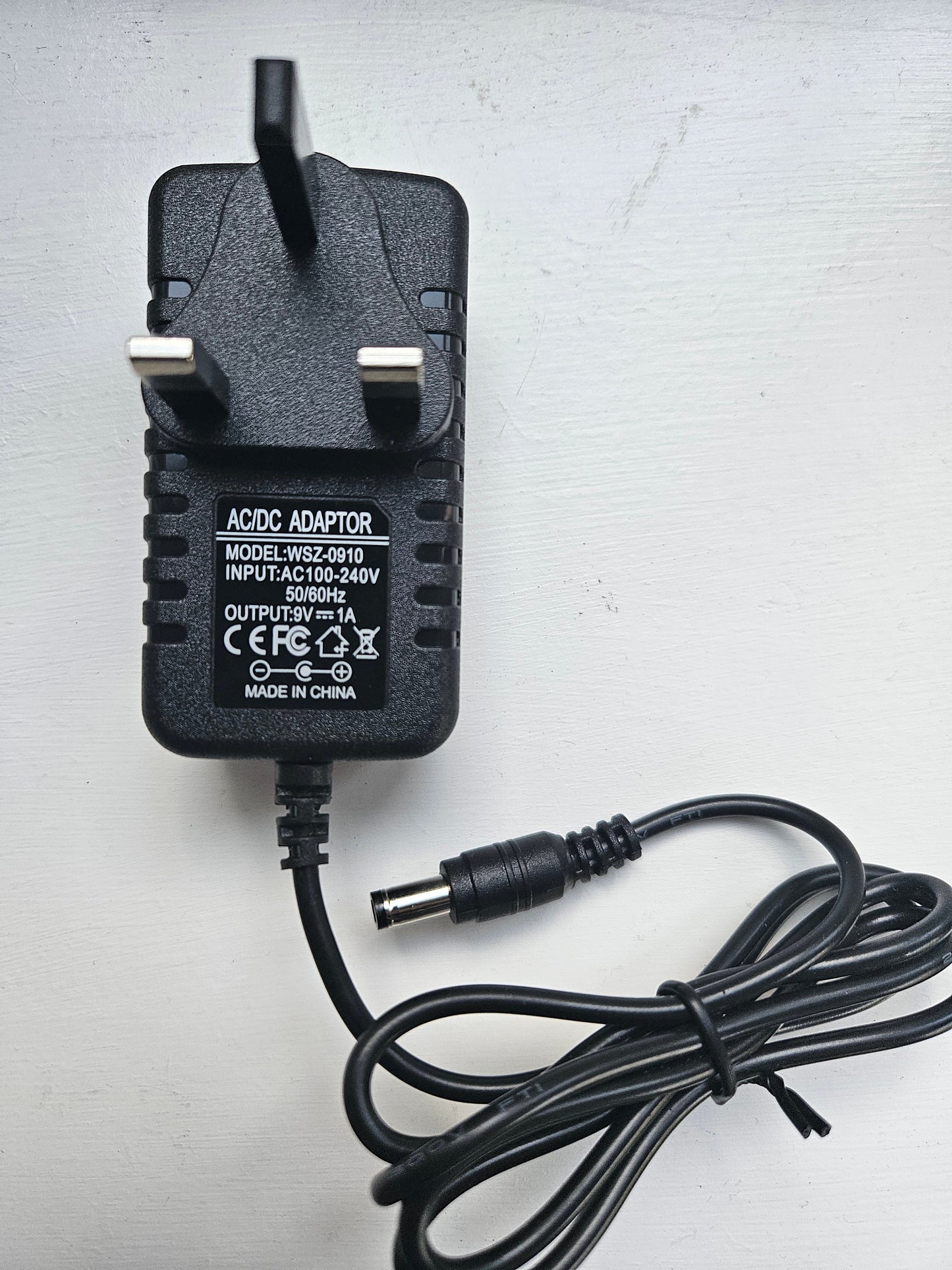 9V 1A Power supply - Centre Positive