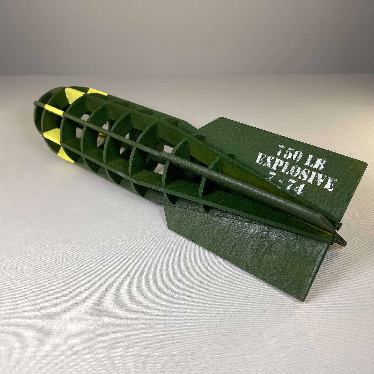 Prop WW2 Bomb  - Ready-Made Model