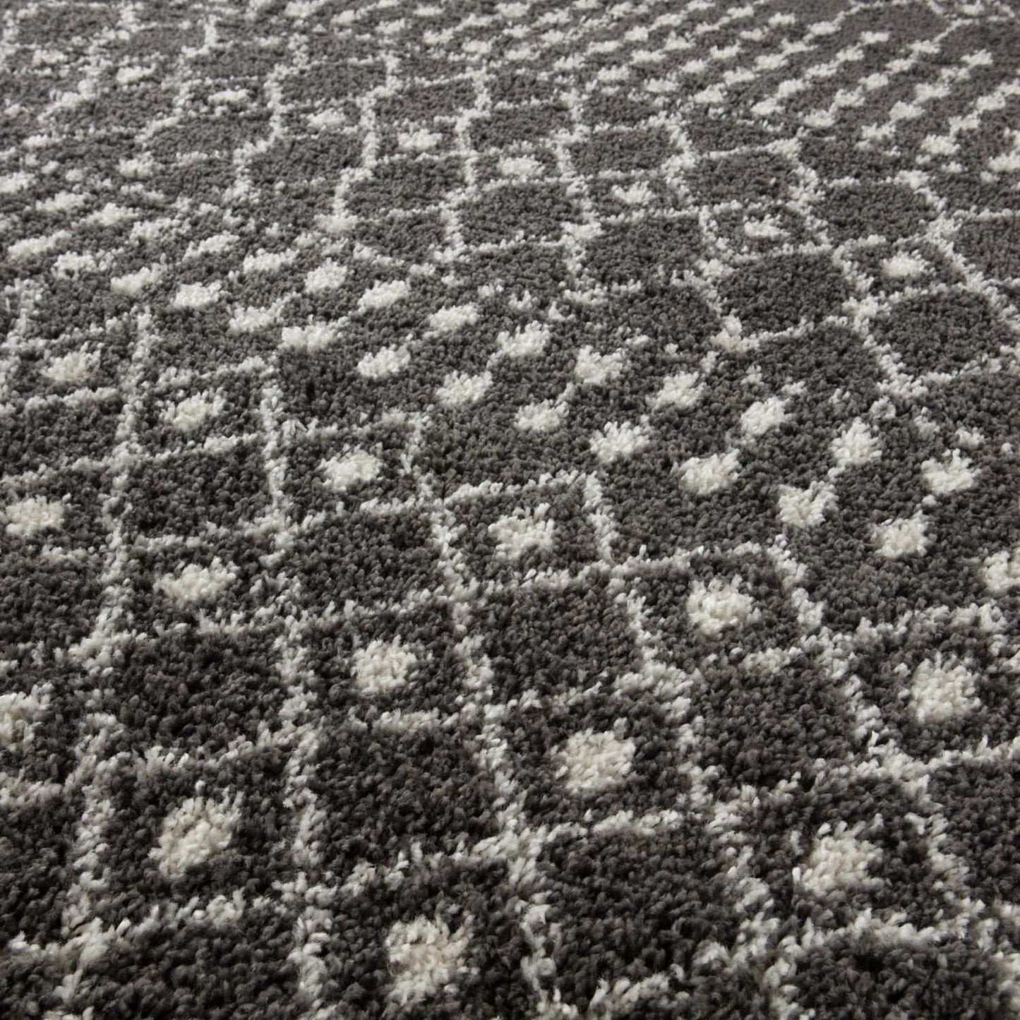 Moroccan Dark Grey Shaggy Rug | 1040