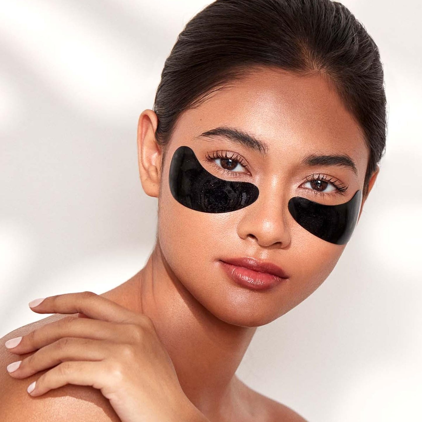 111SKIN Black Diamond Eye Mask – Hydrating Undereye Patches with Retinol, Hyaluronic Acid & Niacinamide (8 Pairs)