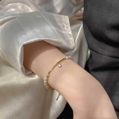 Minimalist Natural Pearl Bracelet