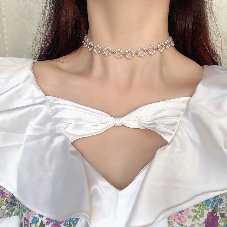 Pearl Necklaces with Bow Chain