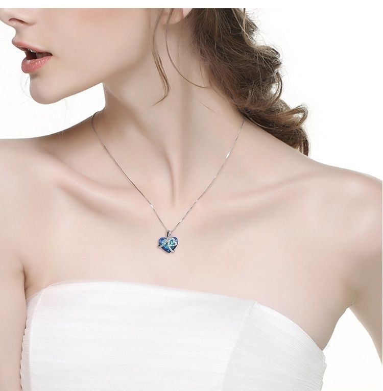 Ocean Heart Peach Heart Clavicle Necklace