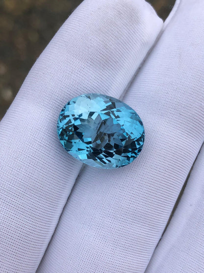 Fancy Cut Blue Topaz Gemstone - 15.5ct