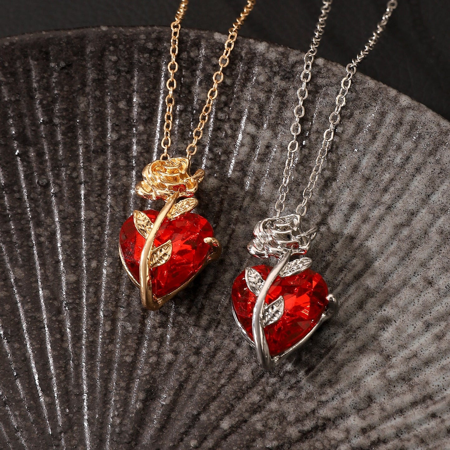Rose Heart Love Necklace