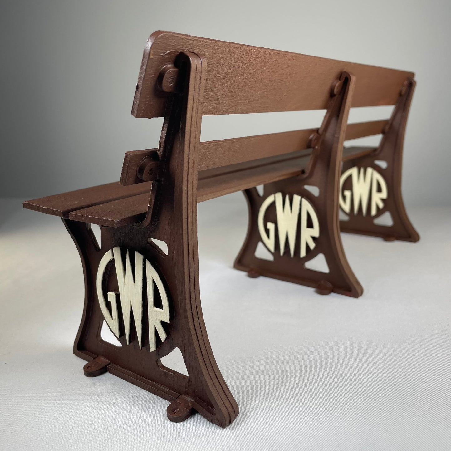 GWR Bench - Ready-Made Model