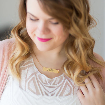 One Word Horizontal Bar Pendant Necklace