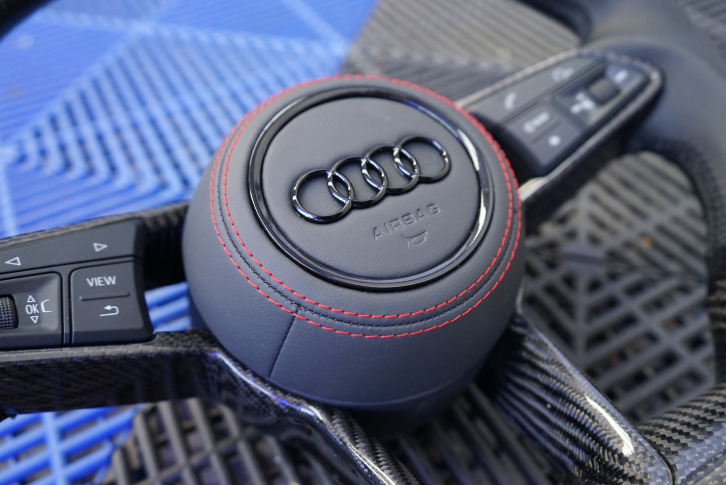 Audi TT MK3 Carbon Fibre Steering Wheel - SWAUTT1