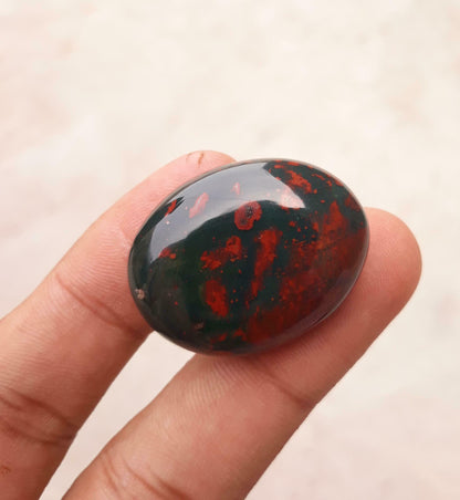 66.7ct Natural High Quality Blood Stone - Heliotrope - Dimension-33mm x 26mm