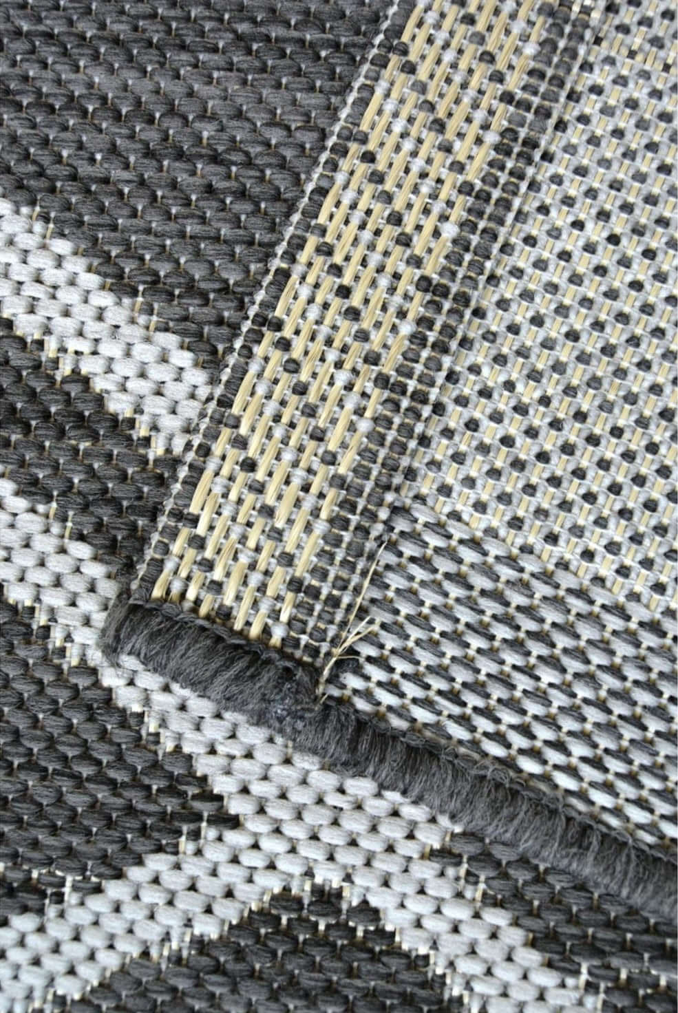 County Diamonds Indoor/Outdoor Rug | 11651A