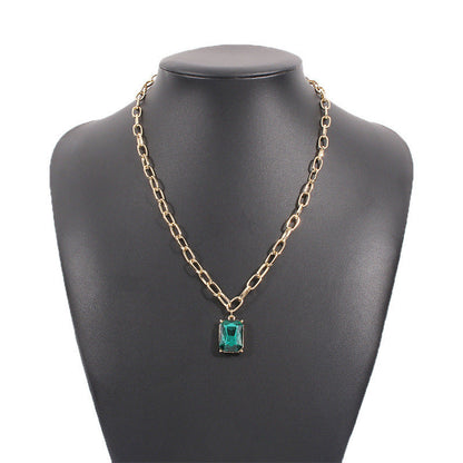 Retro Emerald Rhinestone Necklace