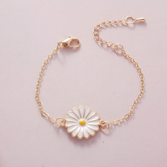 Simple Daisy Bracelet