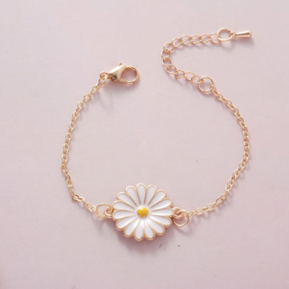Simple Daisy Bracelet