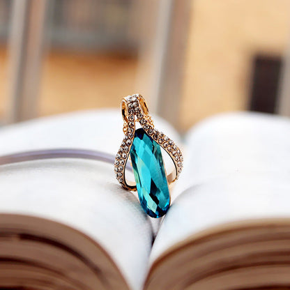 Turquoise Crystal Earrings & Pendant Set
