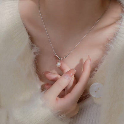 Simple Moonstone Necklace