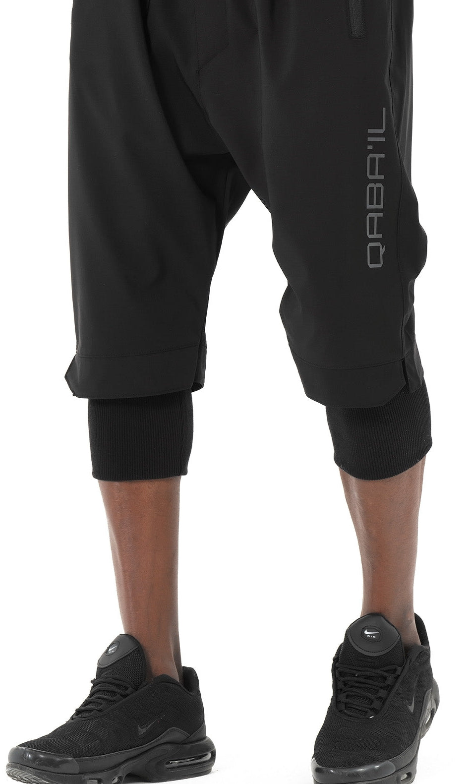 QL Pantalon Cross Over in Black